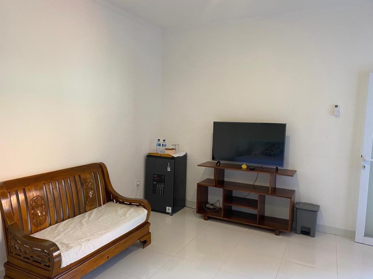 Manis Guest House Seminyak  Bagian luar foto